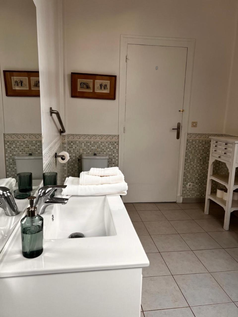 Le Manoir De La Cane Montfort-sur-Meu Exterior foto